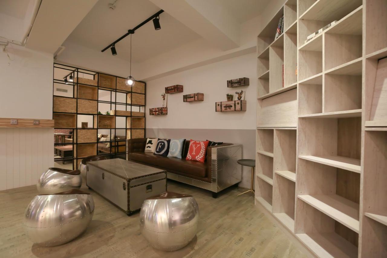Flyinn Hostel Καοσιούνγκ Εξωτερικό φωτογραφία